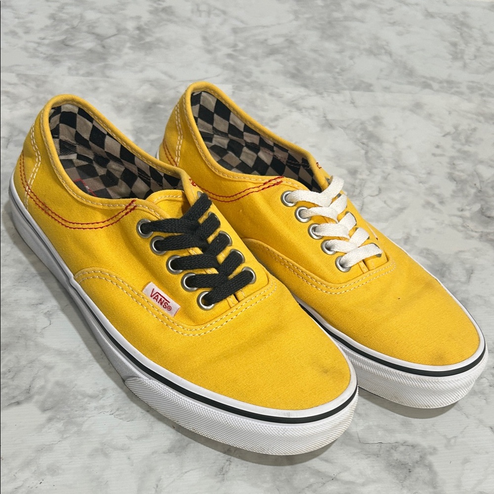VANS UNISEX  BRIGHT YELLOW SNEAKERS Sz M 6.5 W 8